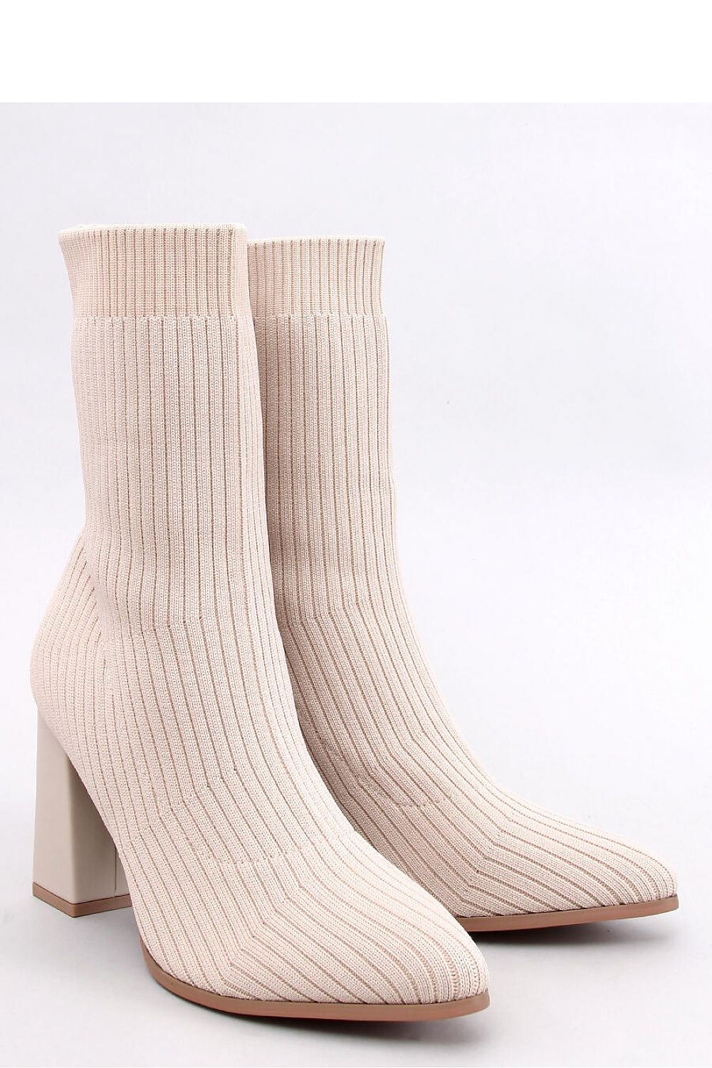 Stiefeletten mit Absatz Model 187366 Inello