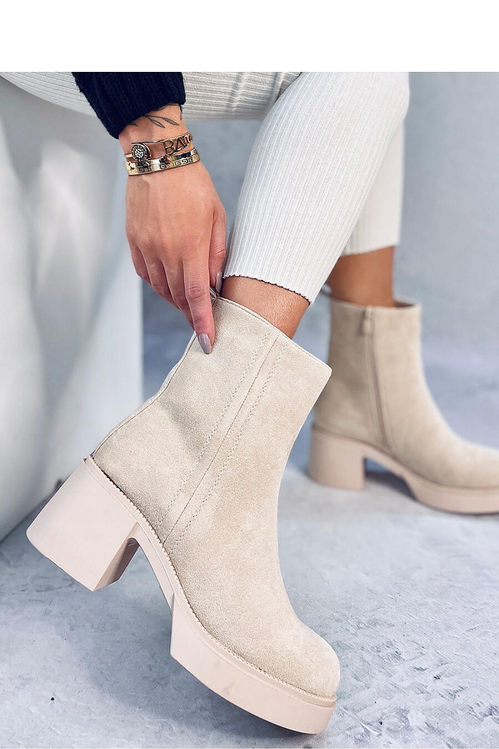 Stiefeletten mit Absatz Model 187369 Inello