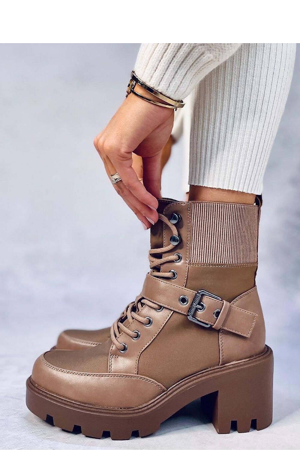 Stiefeletten mit Absatz Model 187776 Inello