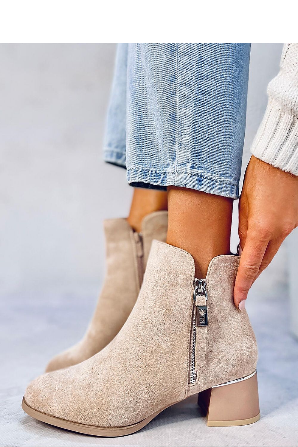 Stiefeletten mit Absatz Model 188464 Inello