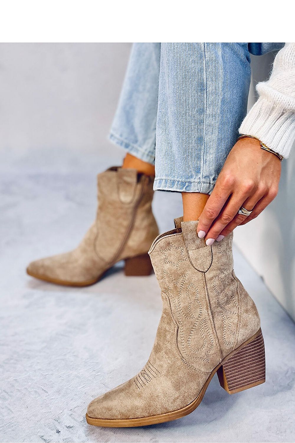 Stiefeletten mit Absatz Model 188539 Inello
