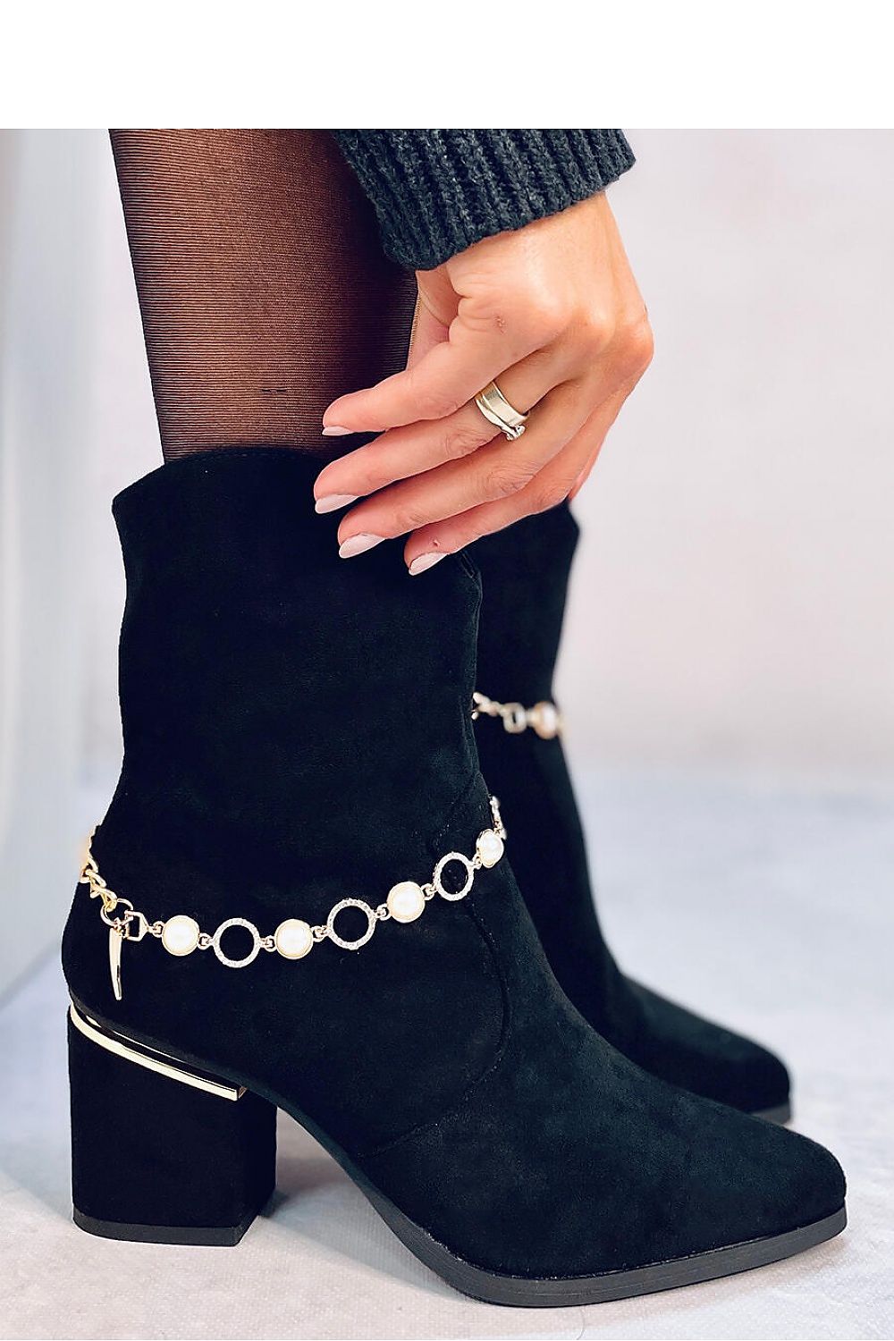 Stiefeletten mit Absatz Model 188611 Inello