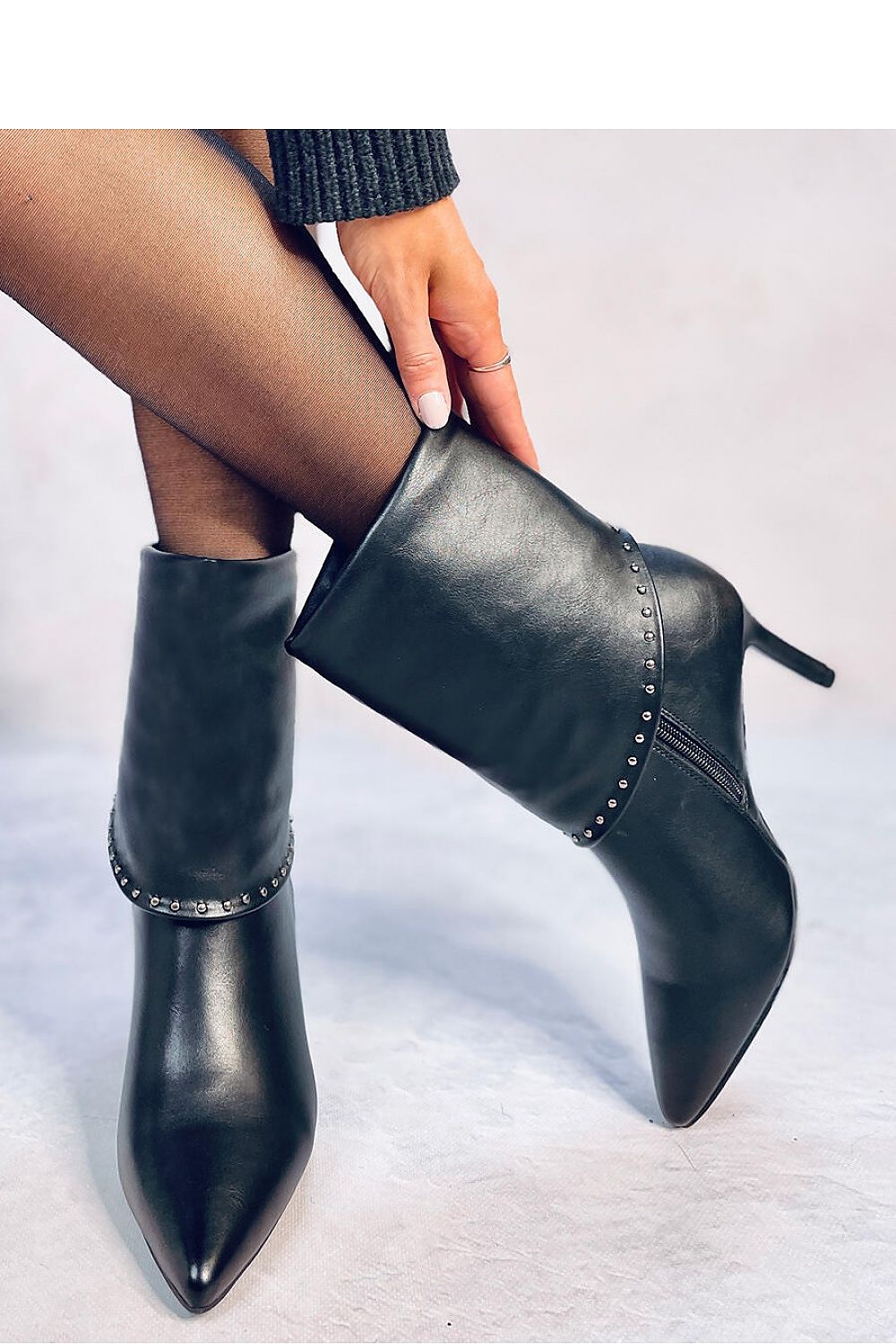 Stiefeletten mit Absatz Model 188618 Inello