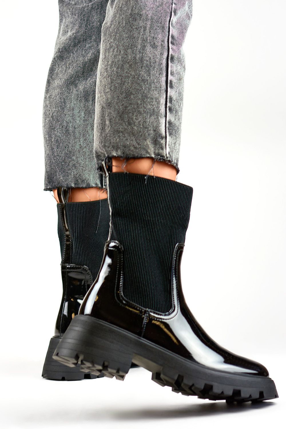 Boot Model 190684 PRIMO