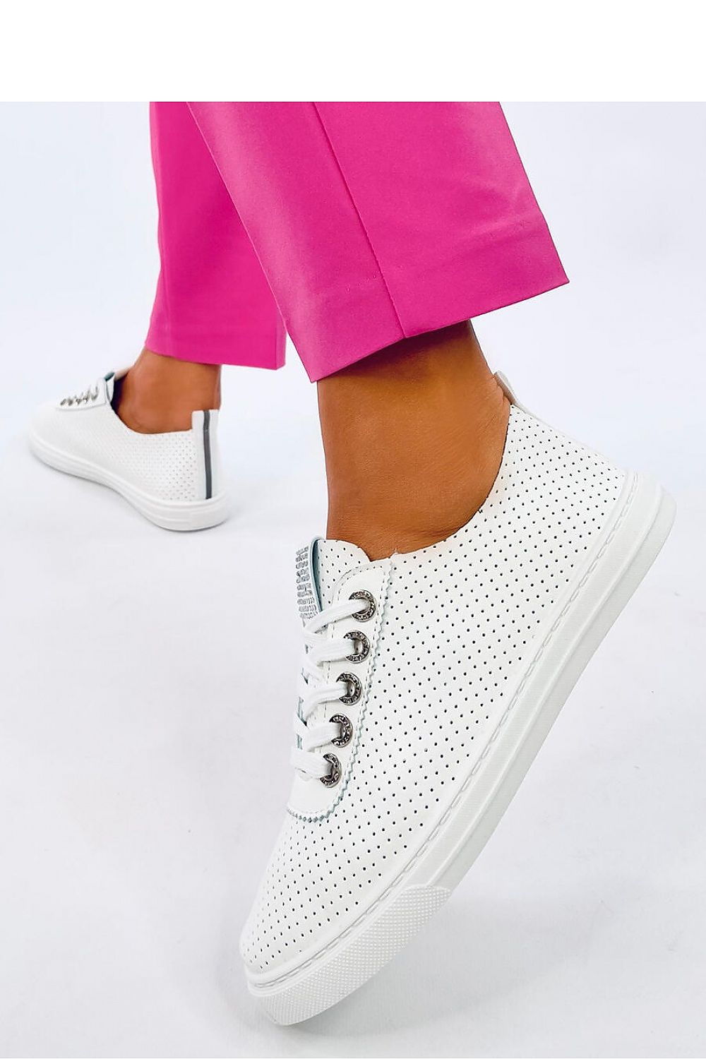 Sneakers Model 192185 Inello
