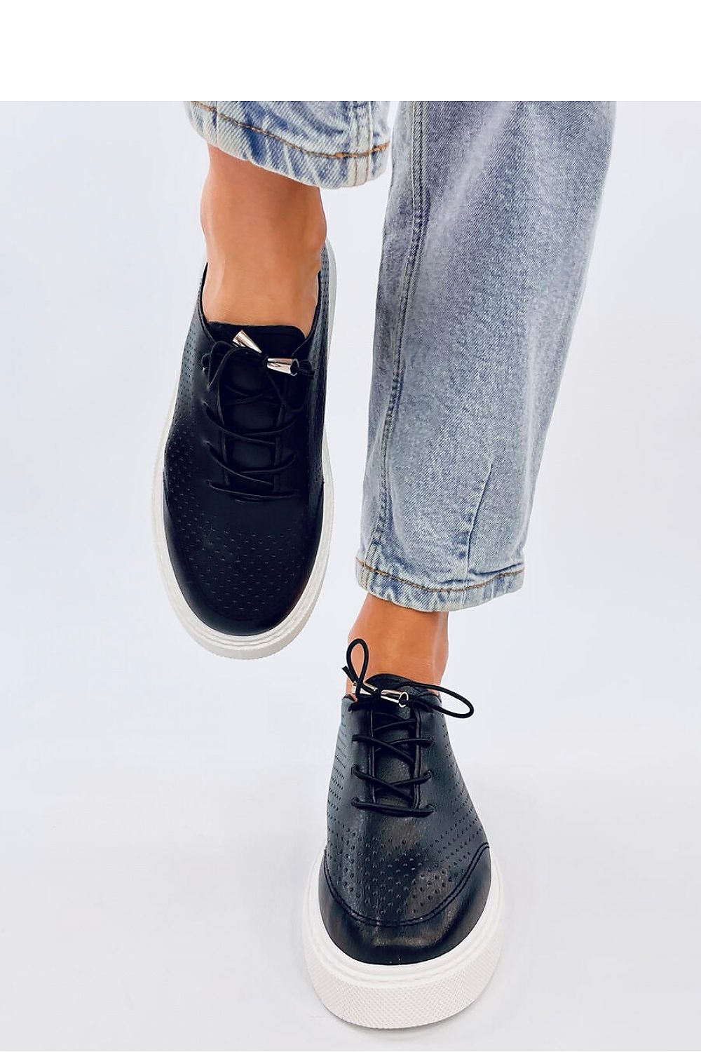 Sneakers Model 192589 Inello