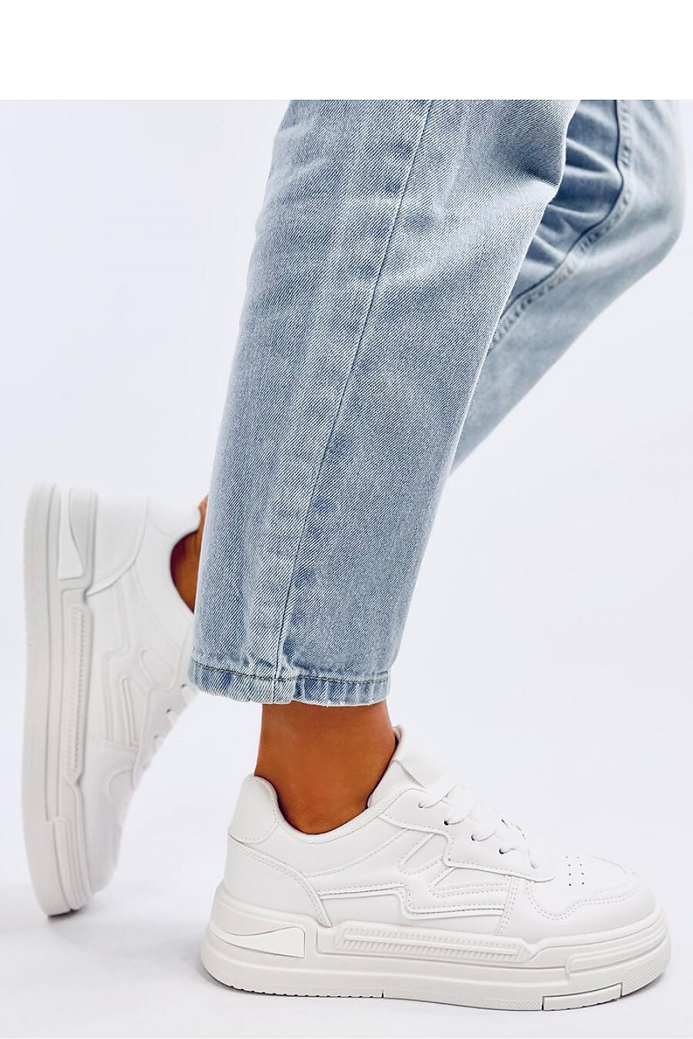 Sportschuhe Model 193385 Inello