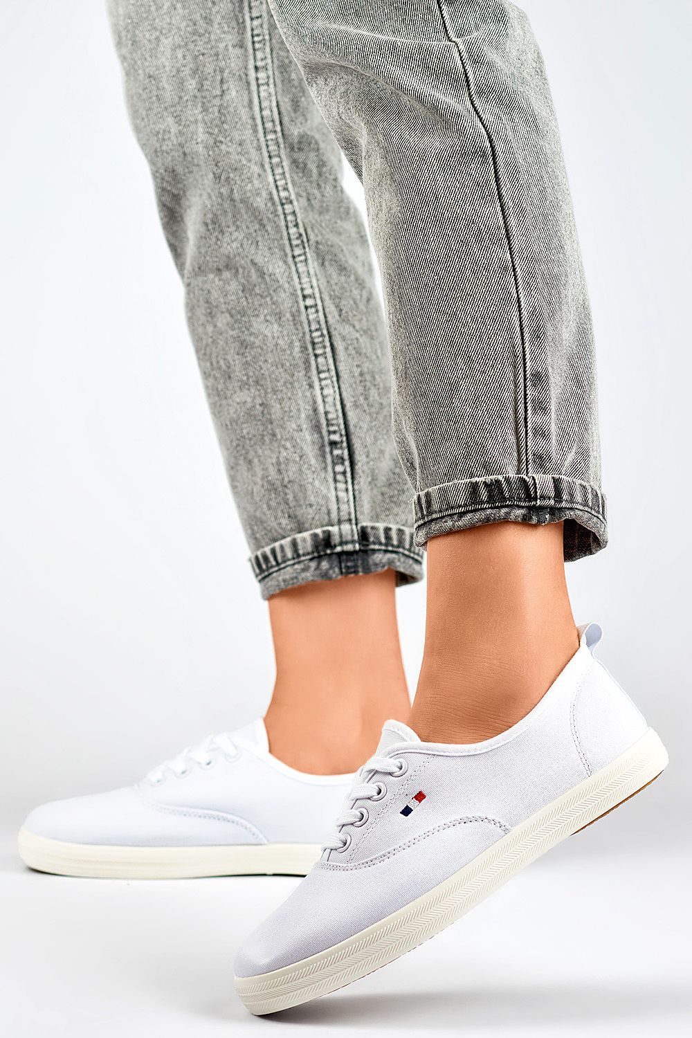 Sneakers Model 193732 PRIMO