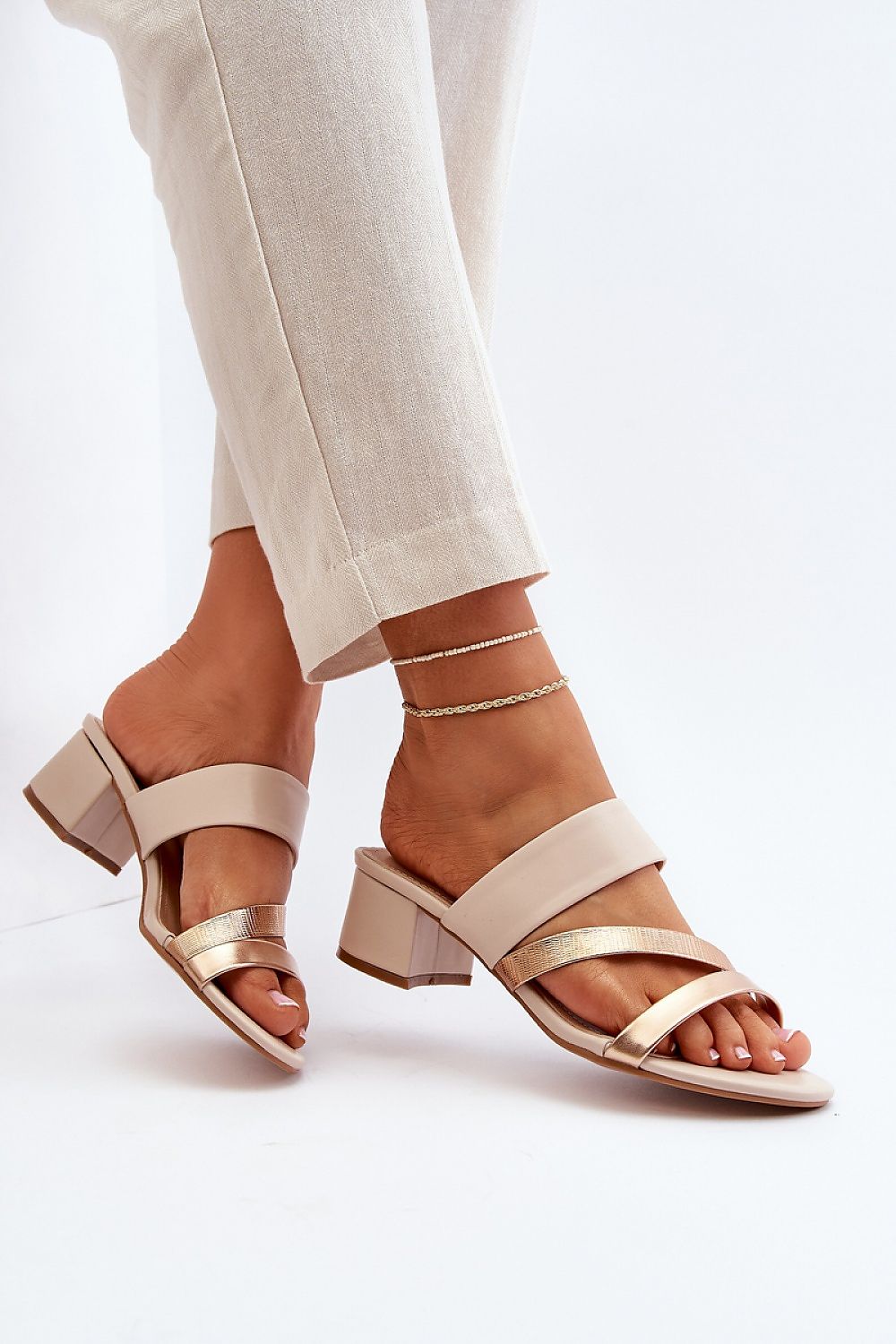 Pantoletten Model 194382 Step in style