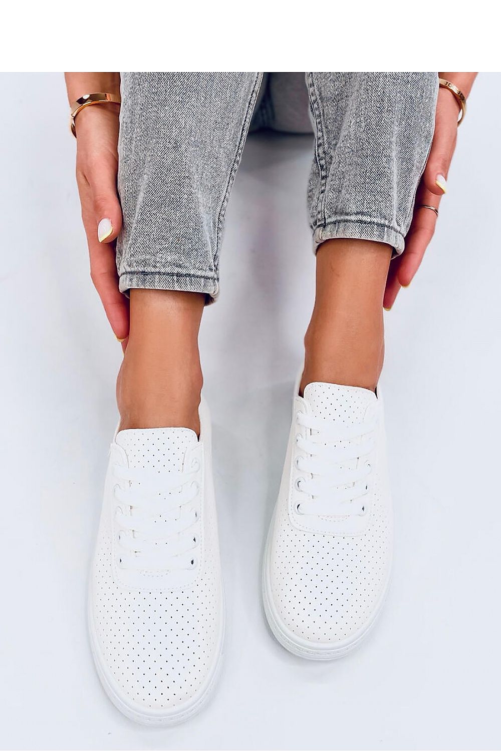 Sneakers Model 194612 Inello
