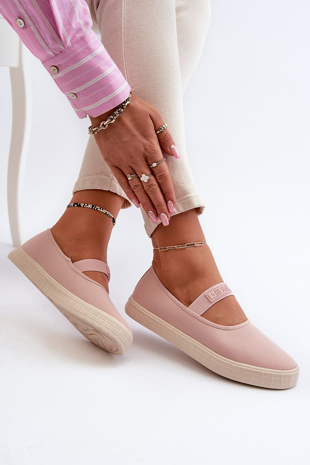 Sneakers Model 194980 Step in style