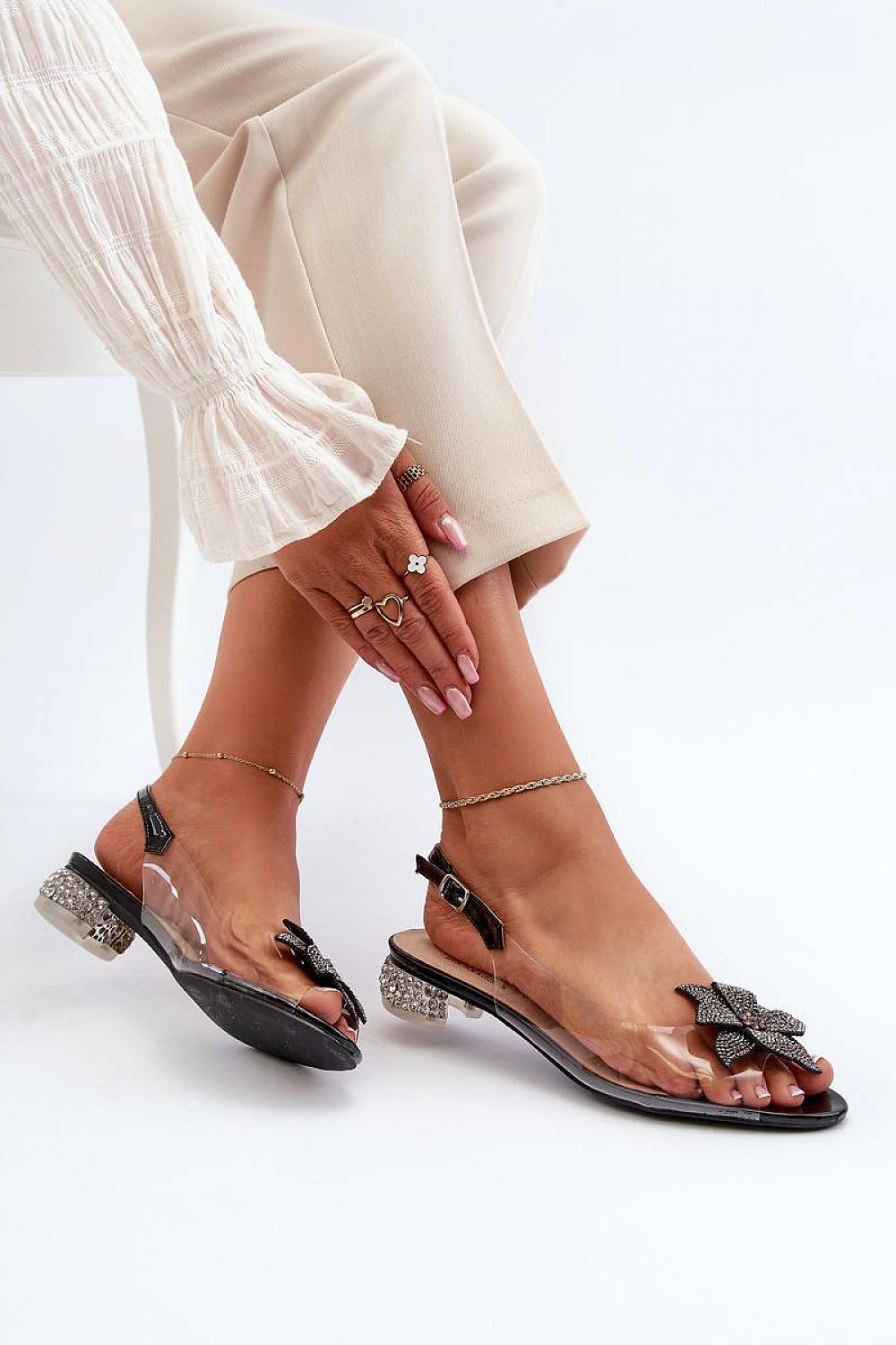 Sandalen mit Absatz Model 195547 Step in style