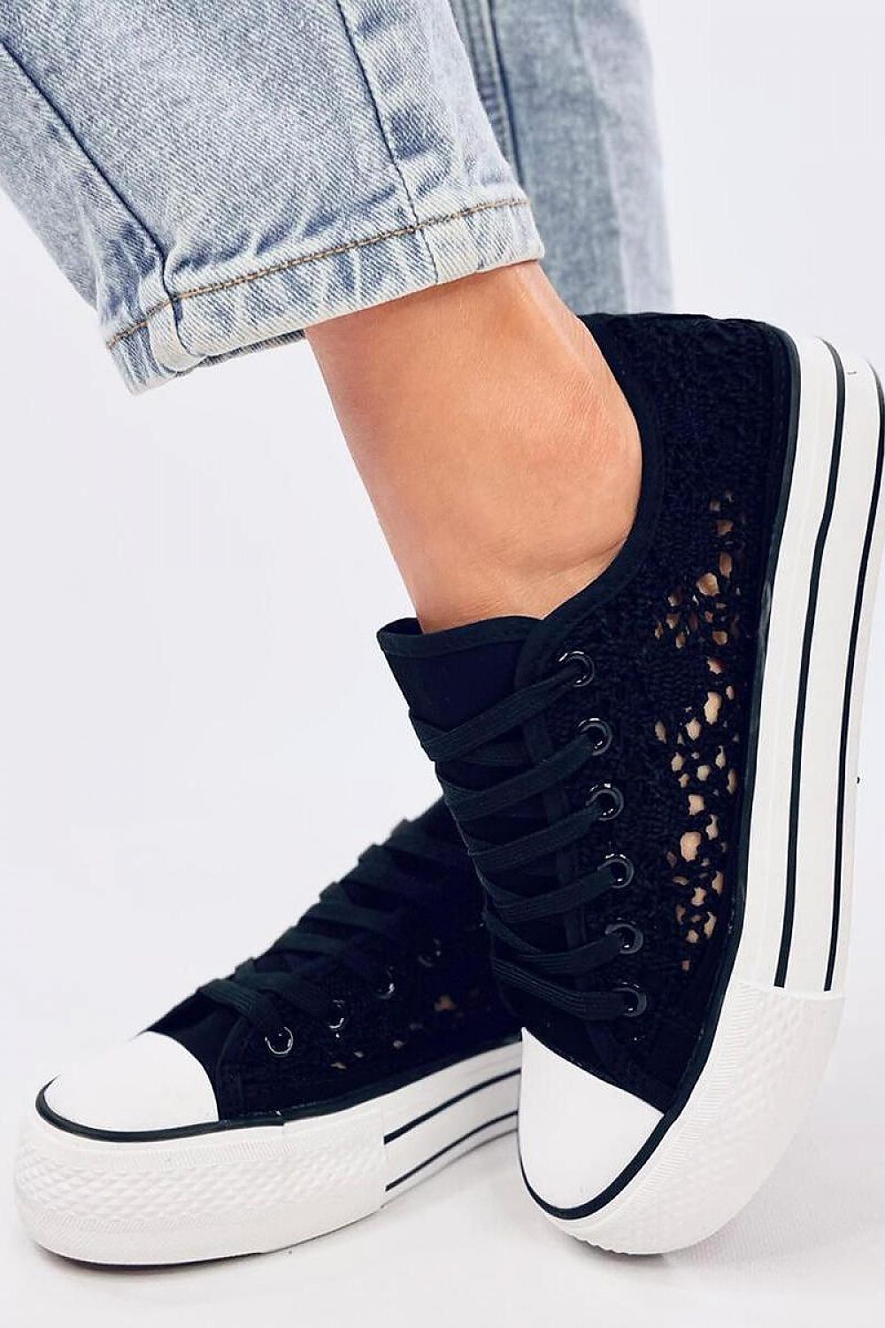 Sneakers Model 195555 Inello