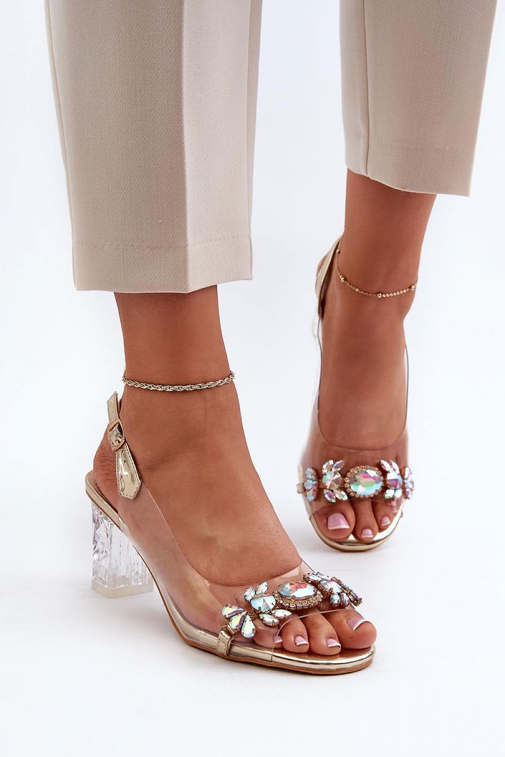 Sandalen mit Absatz Model 195563 Step in style