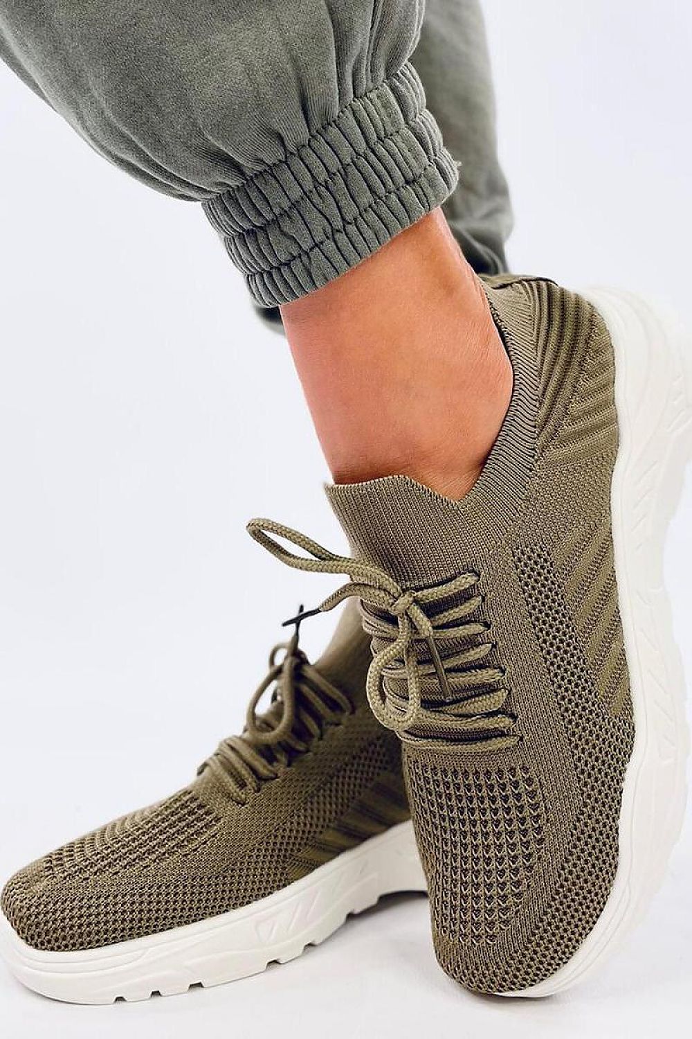 Sportschuhe Model 196039 Inello