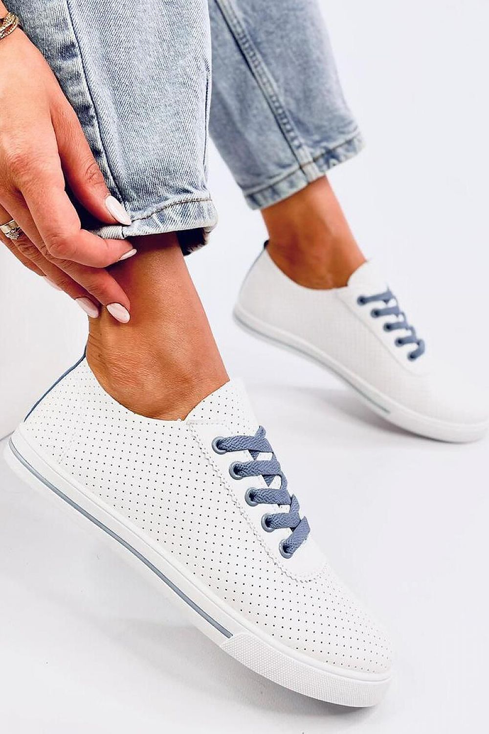 Sneakers Model 196064 Inello
