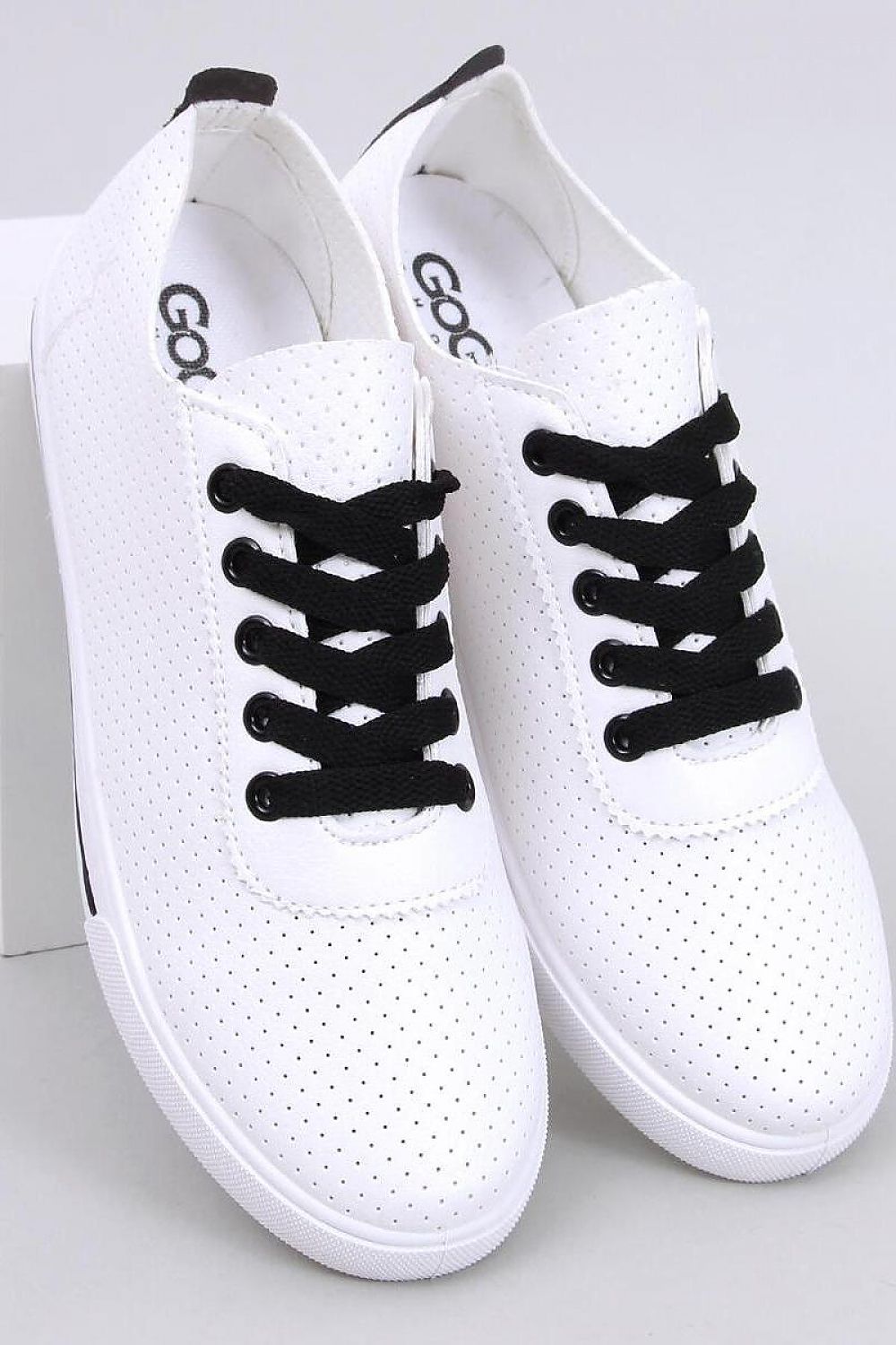 Sneakers Model 196066 Inello