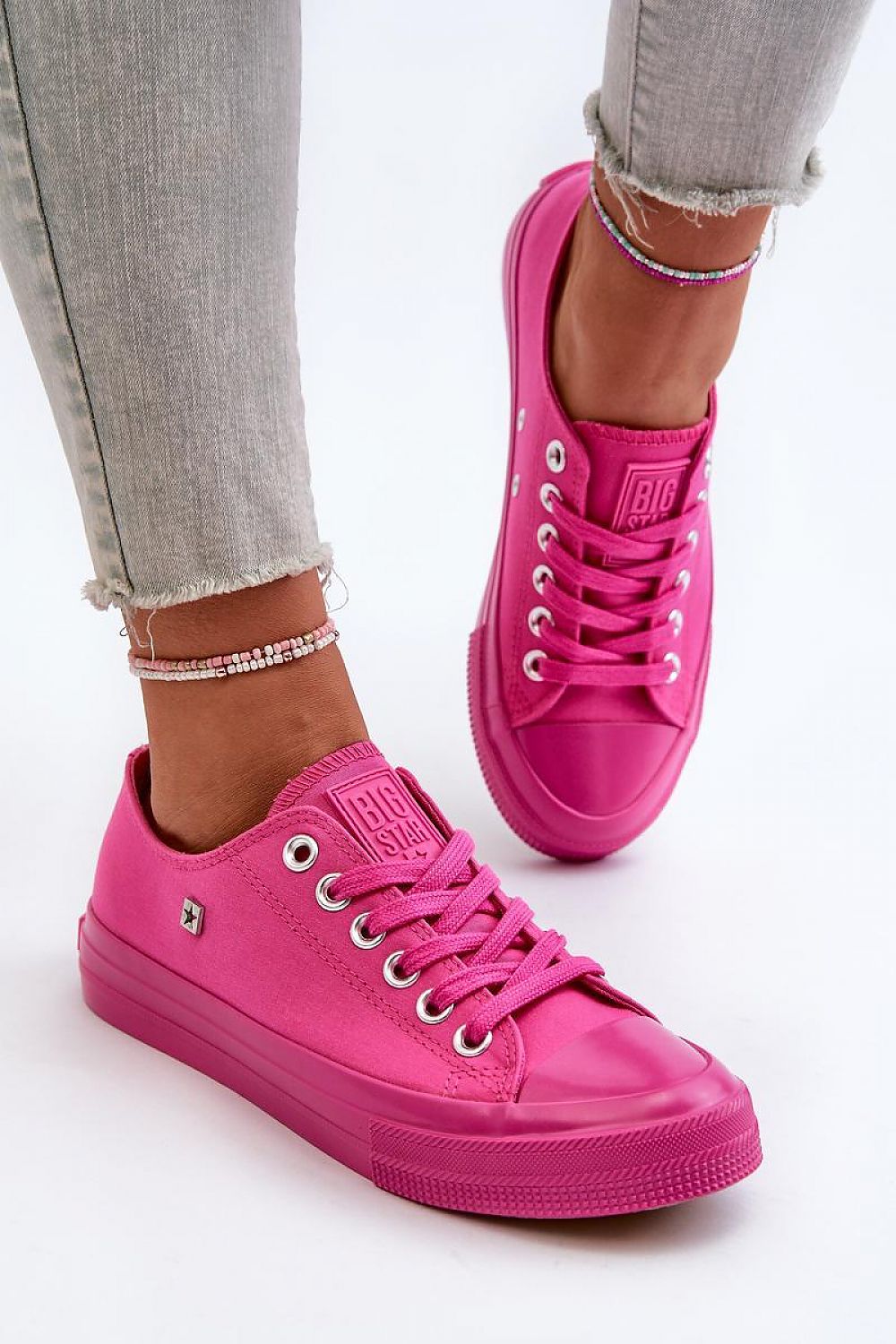 Sneakers Model 196701 Step in style