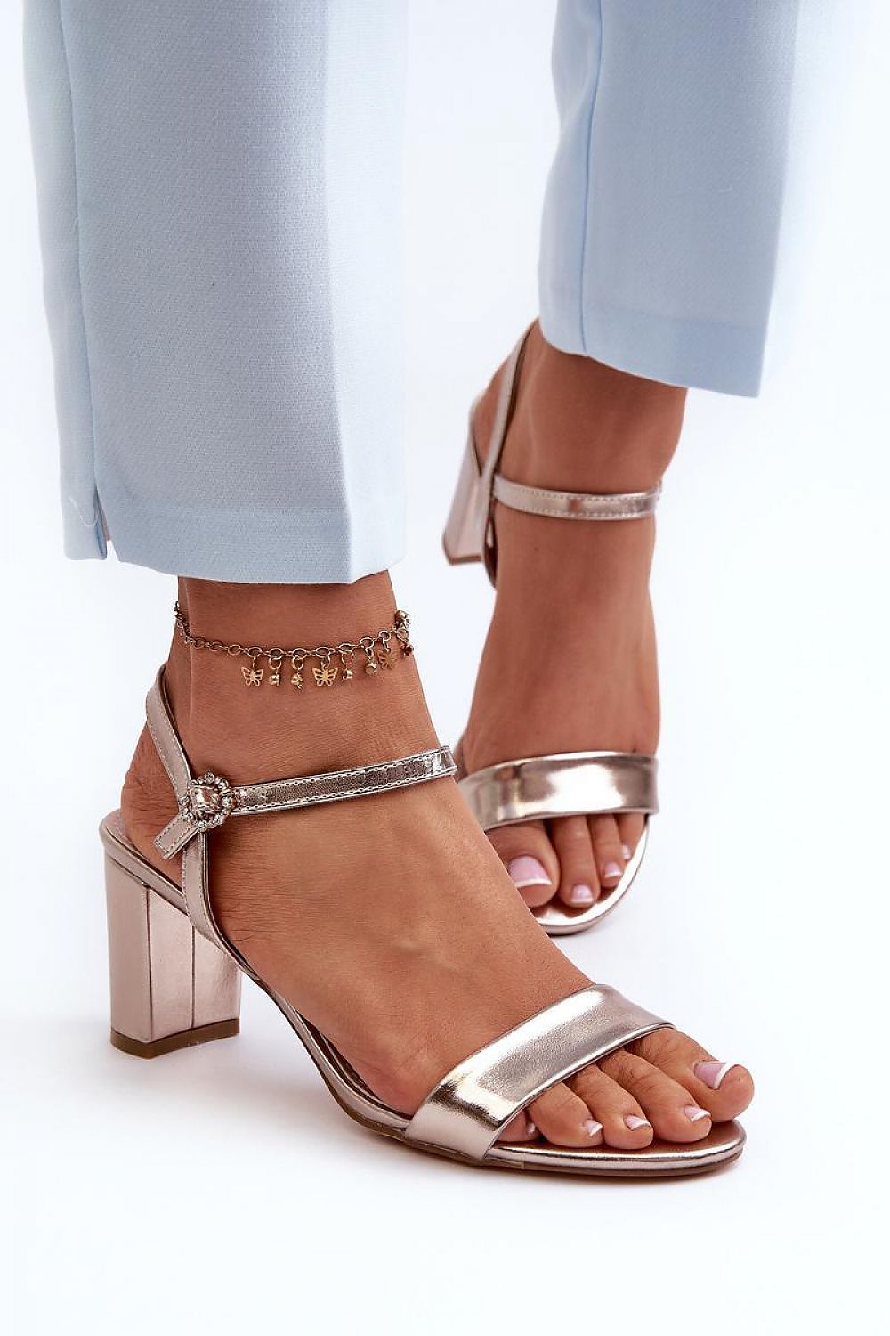 Sandalen mit Absatz Model 197085 Step in style