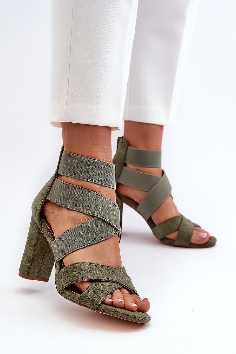 Sandalen mit Absatz Model 197176 Step in style