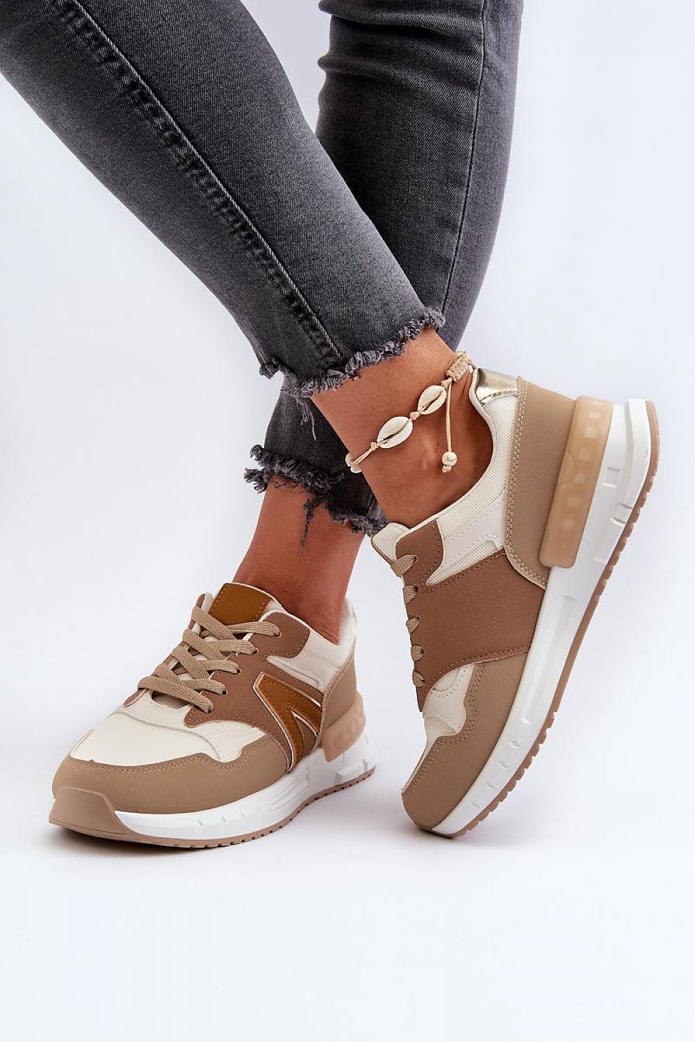 Sportschuhe Model 198219 Step in style