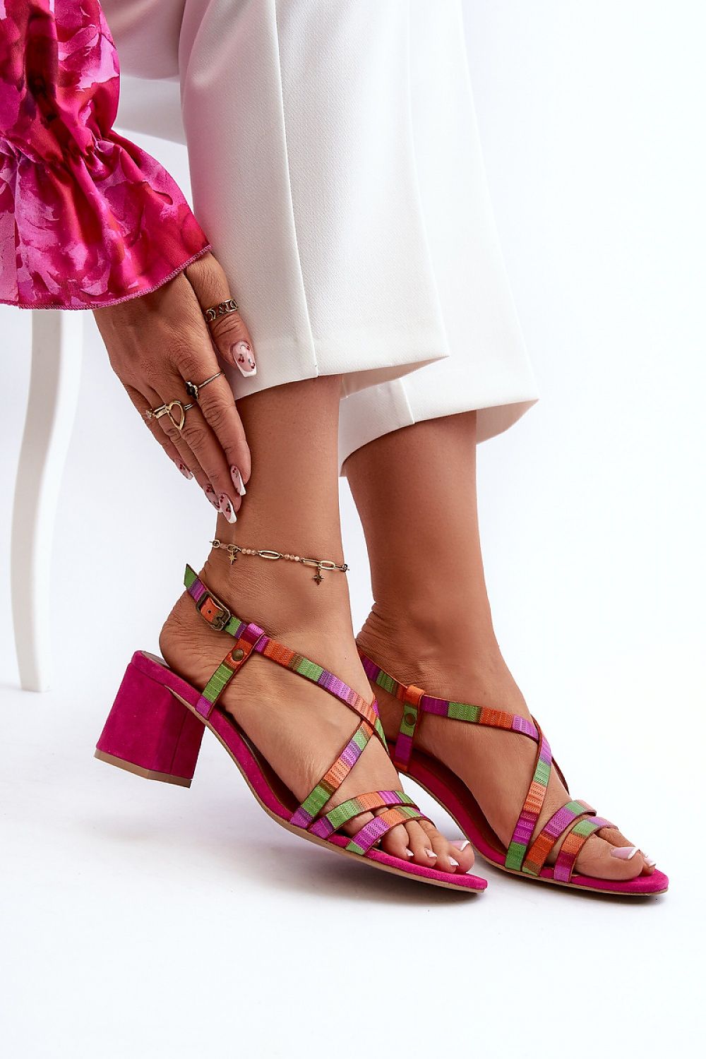Sandalen mit Absatz Model 198795 Step in style