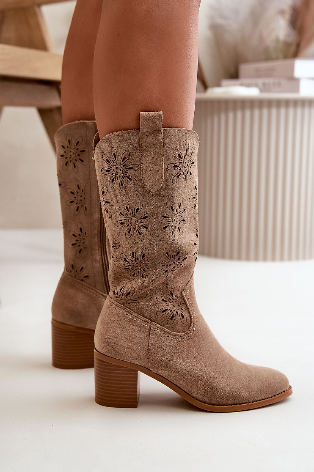 Durchbrochen Stiefel Model 199130 Step in style