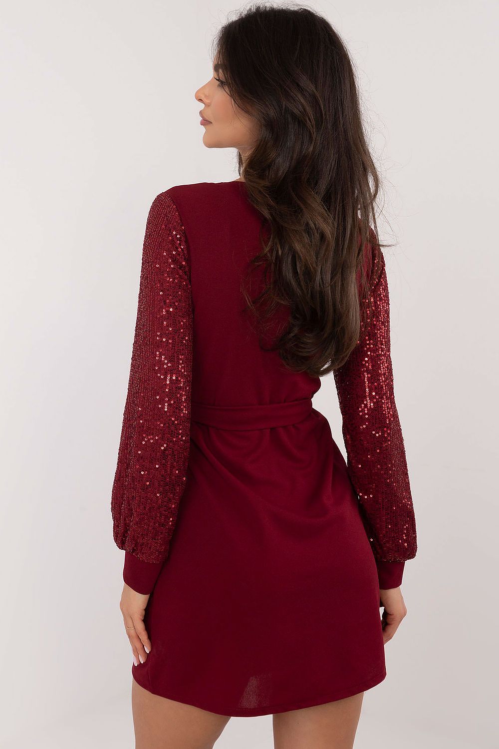 Kurzes Kleid Model 203161 Italy Moda