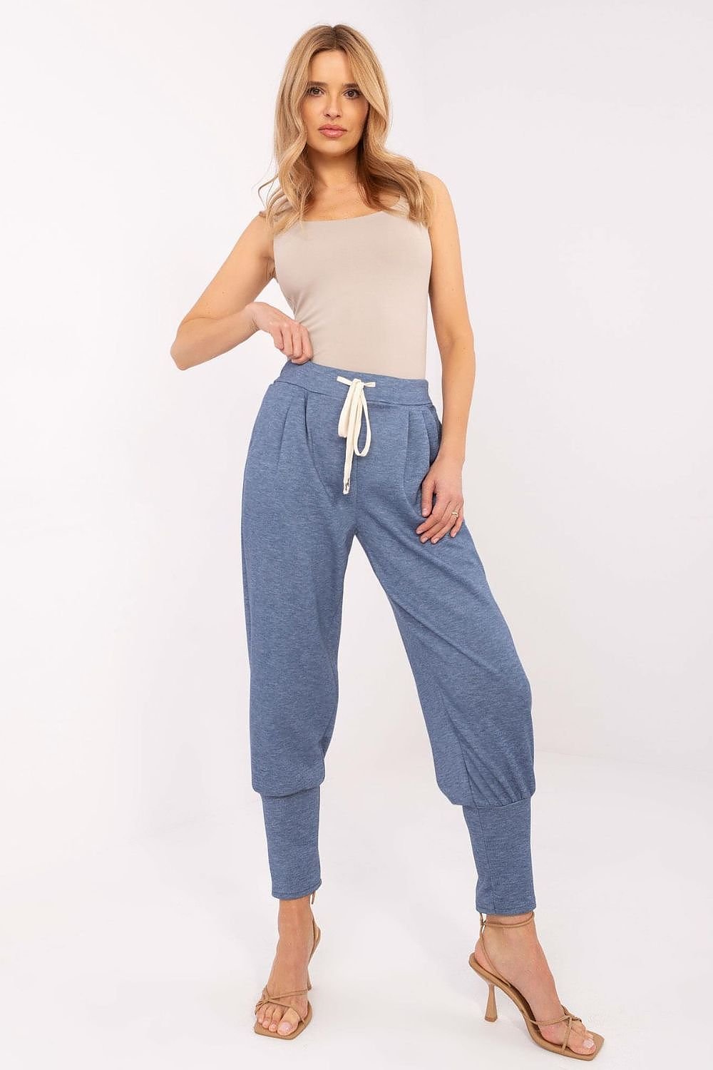 Sportanzug Hosen model 208159 Italy Moda