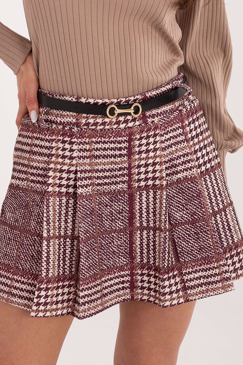 Rockshorts model 221574 Italy Moda