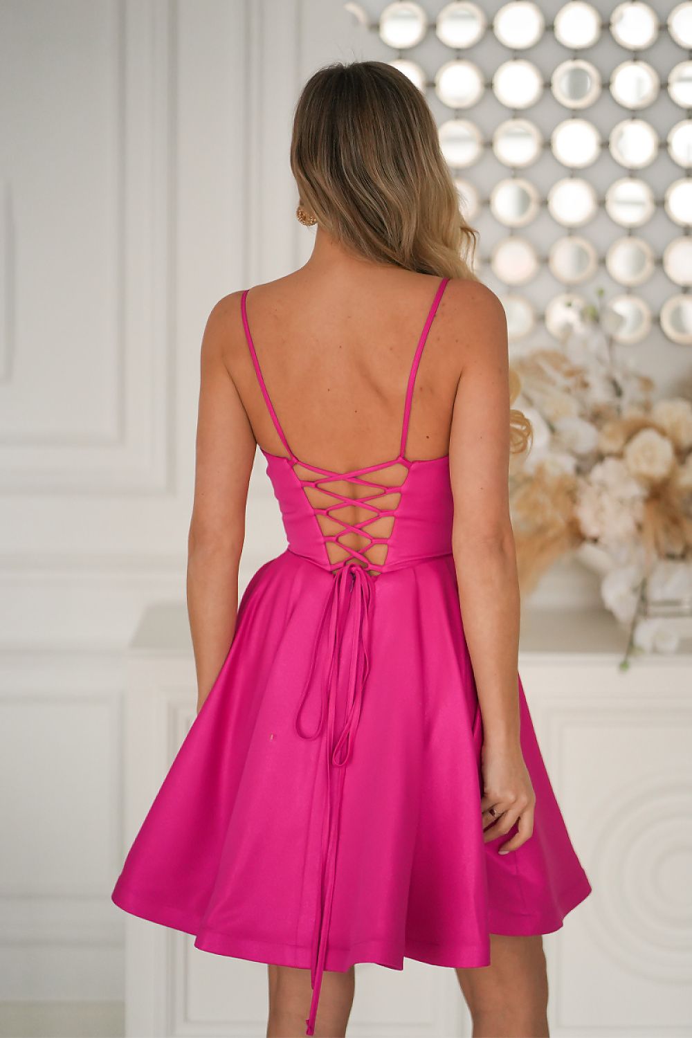 Kurzes Kleid model 224301 Bicotone