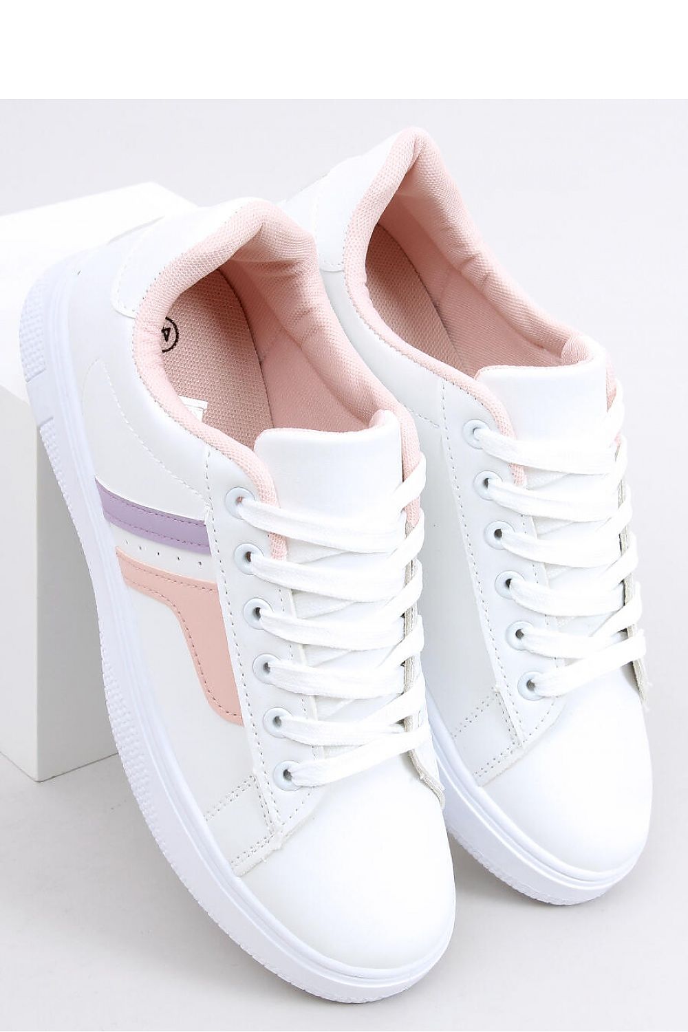Sneakers Model 167466 Inello