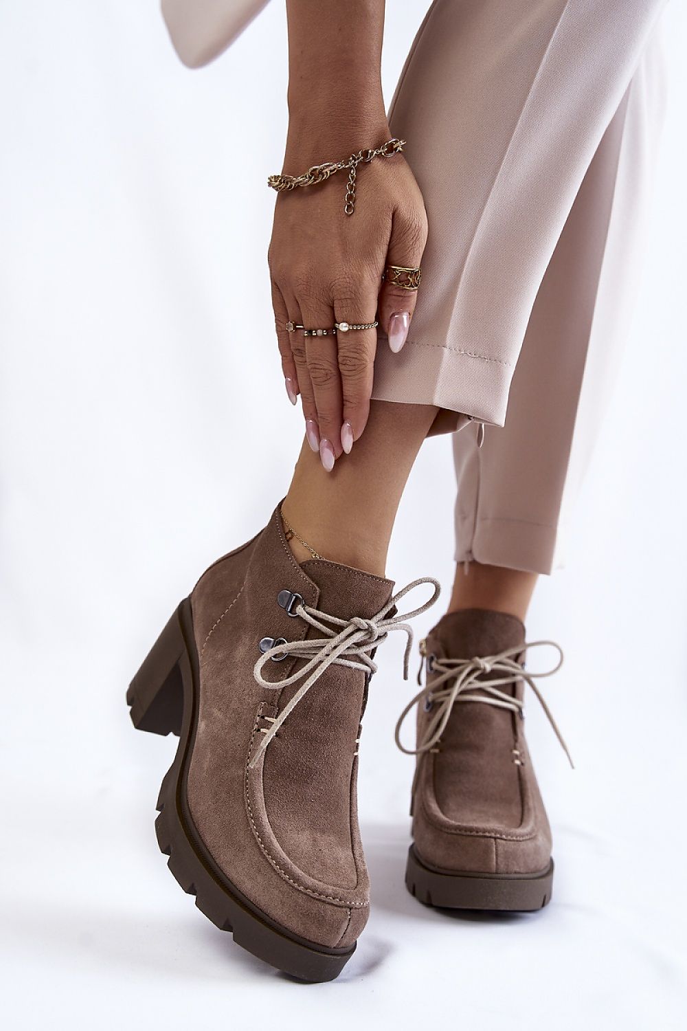 Stiefeletten mit Absatz Model 173781 Step in style