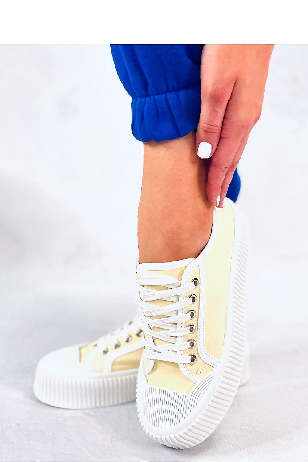 Sneakers Model 176130 Inello