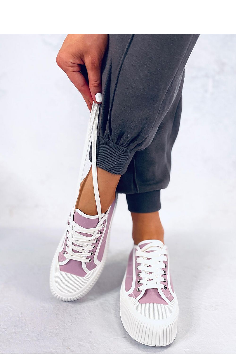 Sneakers Model 176131 Inello