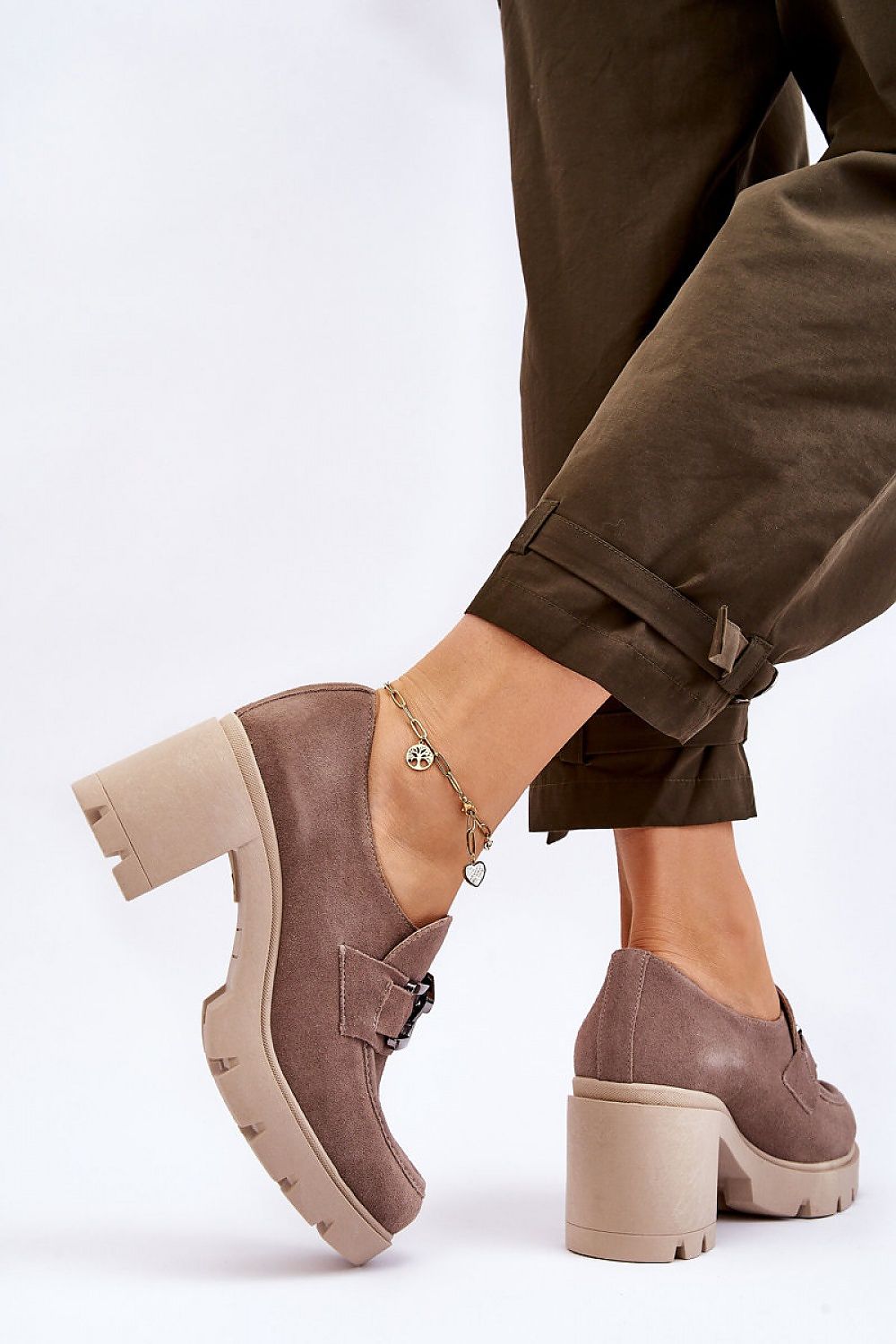 Schuhe mit Absatz Model 176405 Step in style