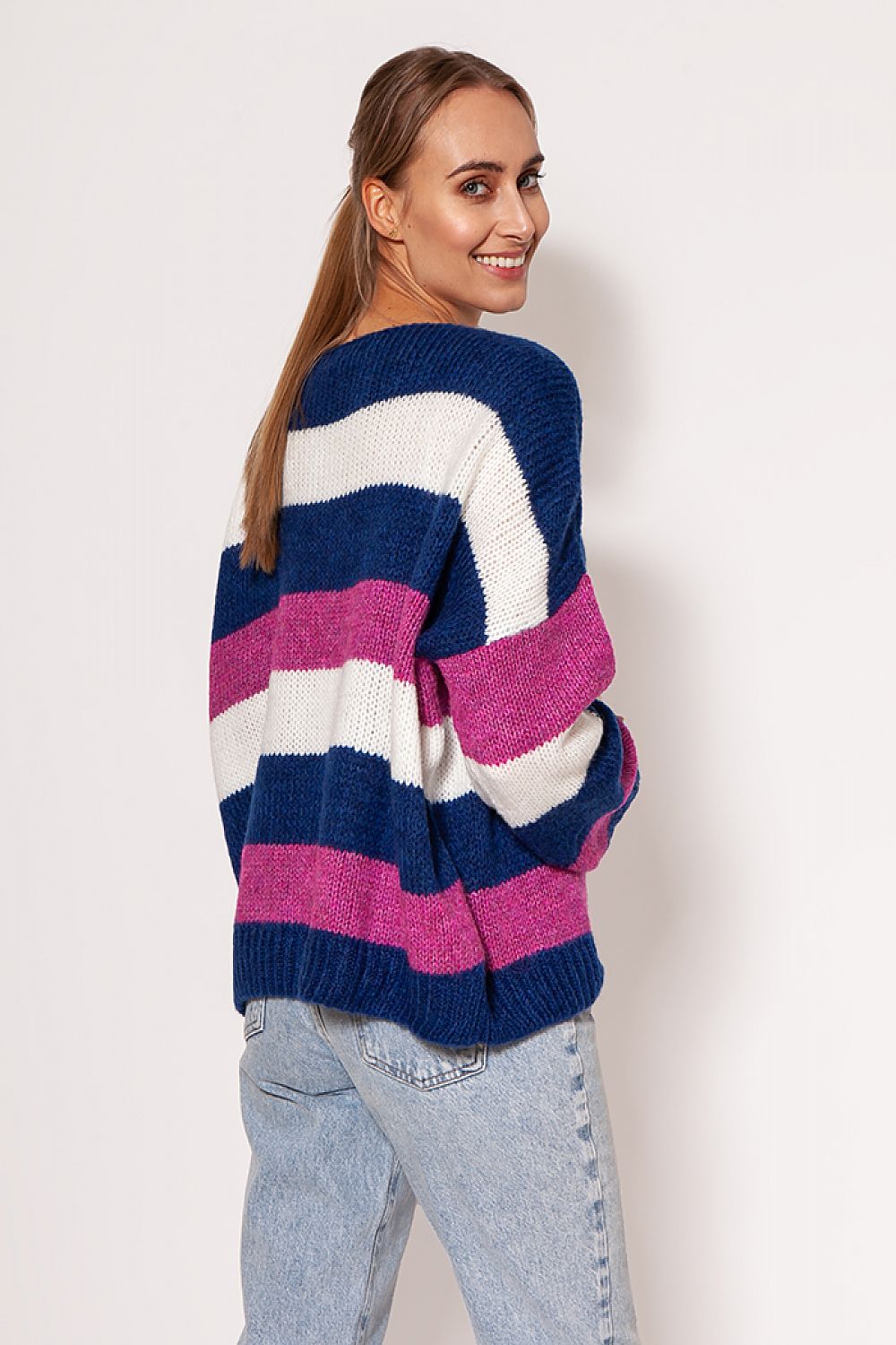 Pullover Model 177175 MKM