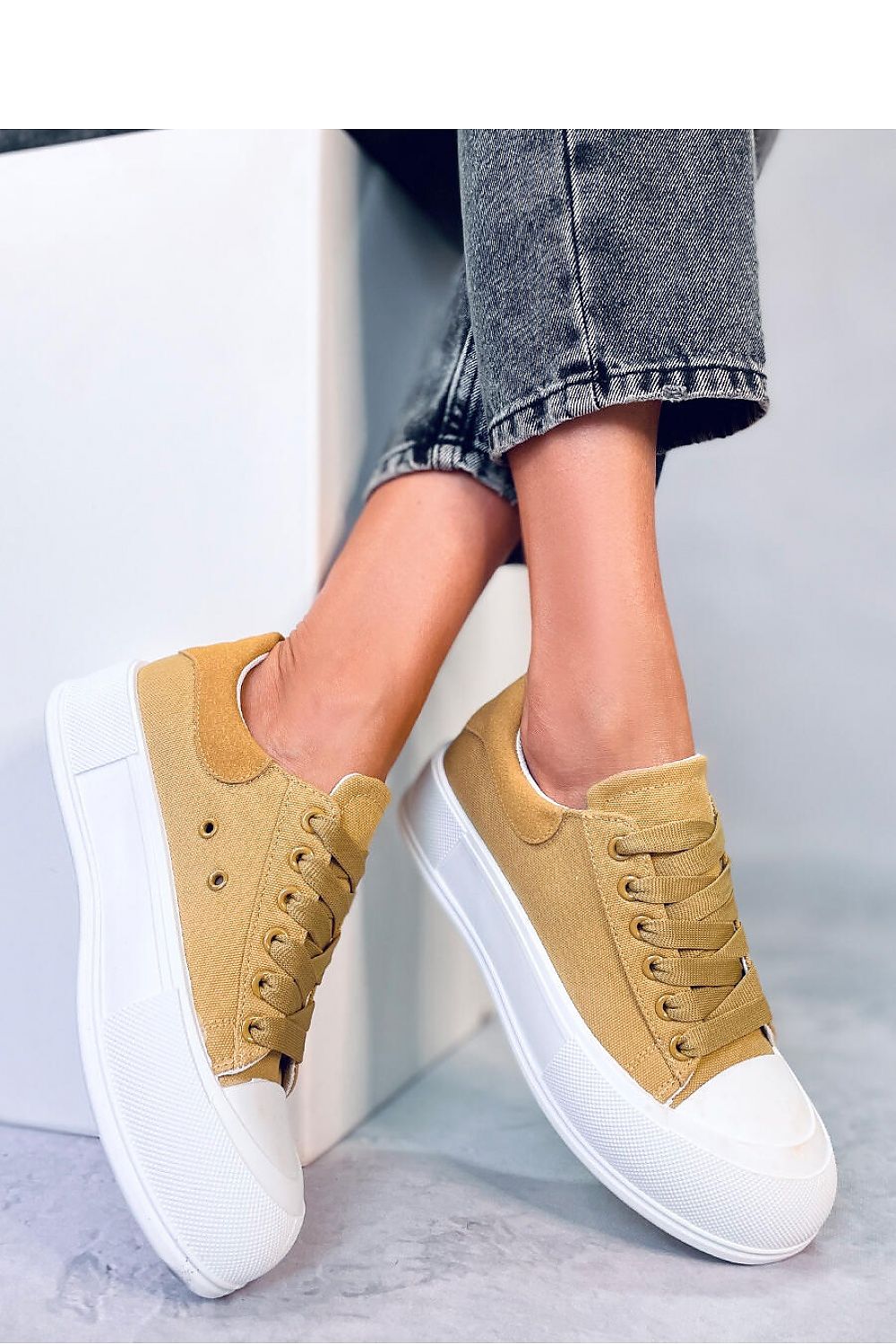 Sneakers Model 177310 Inello