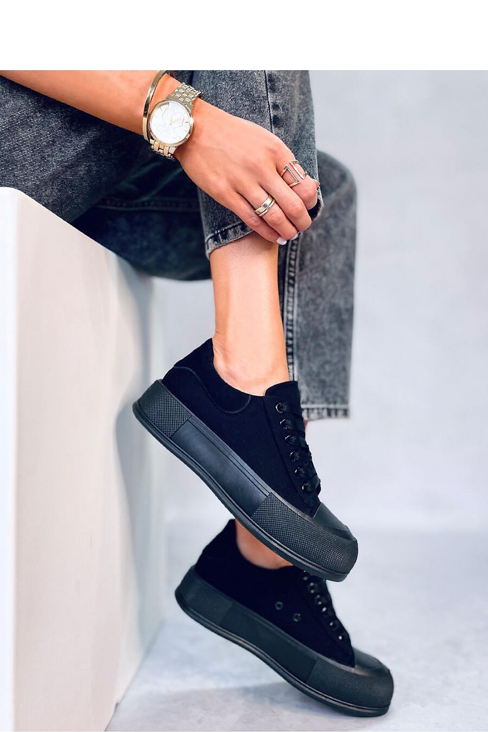 Sneakers Model 177311 Inello