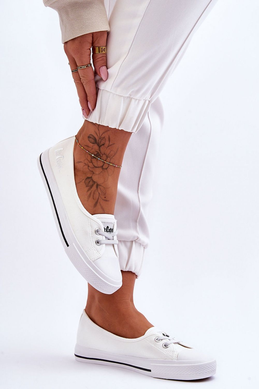 Sneakers Model 178404 Step in style