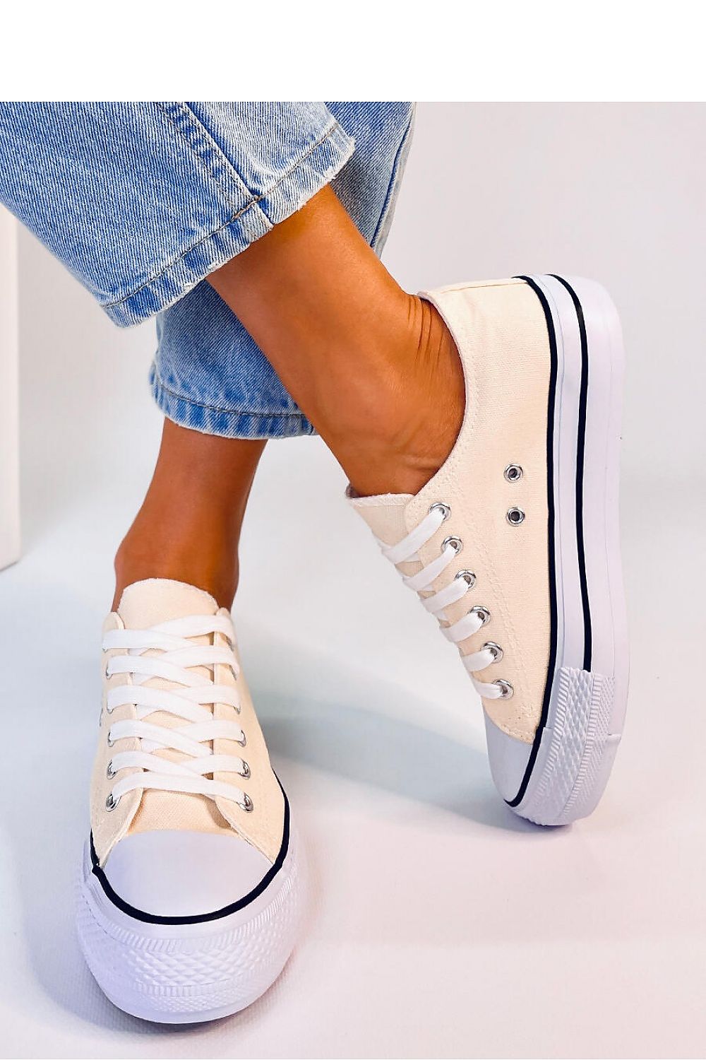 Sneakers Model 178737 Inello