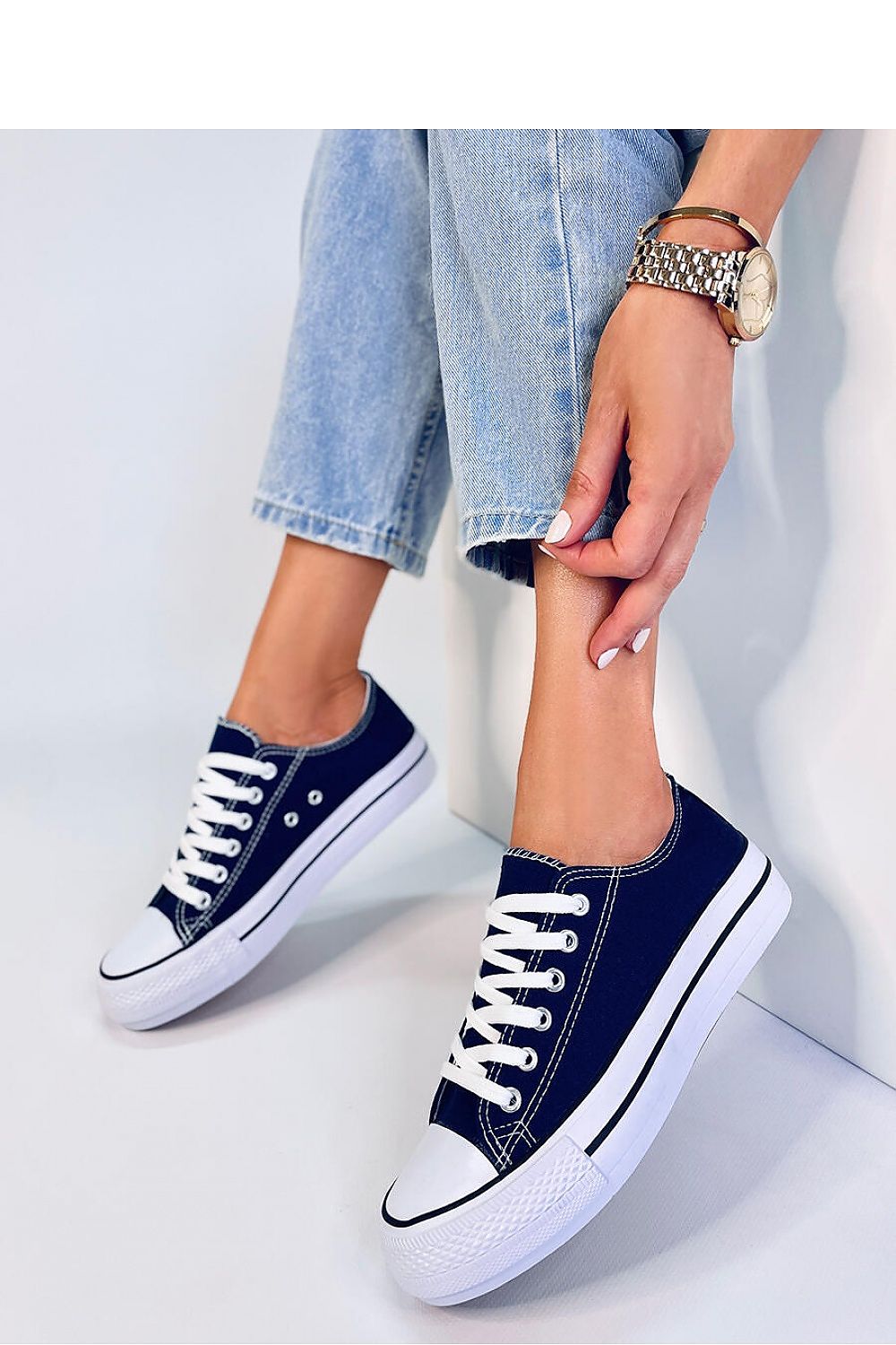 Sneakers Model 178738 Inello