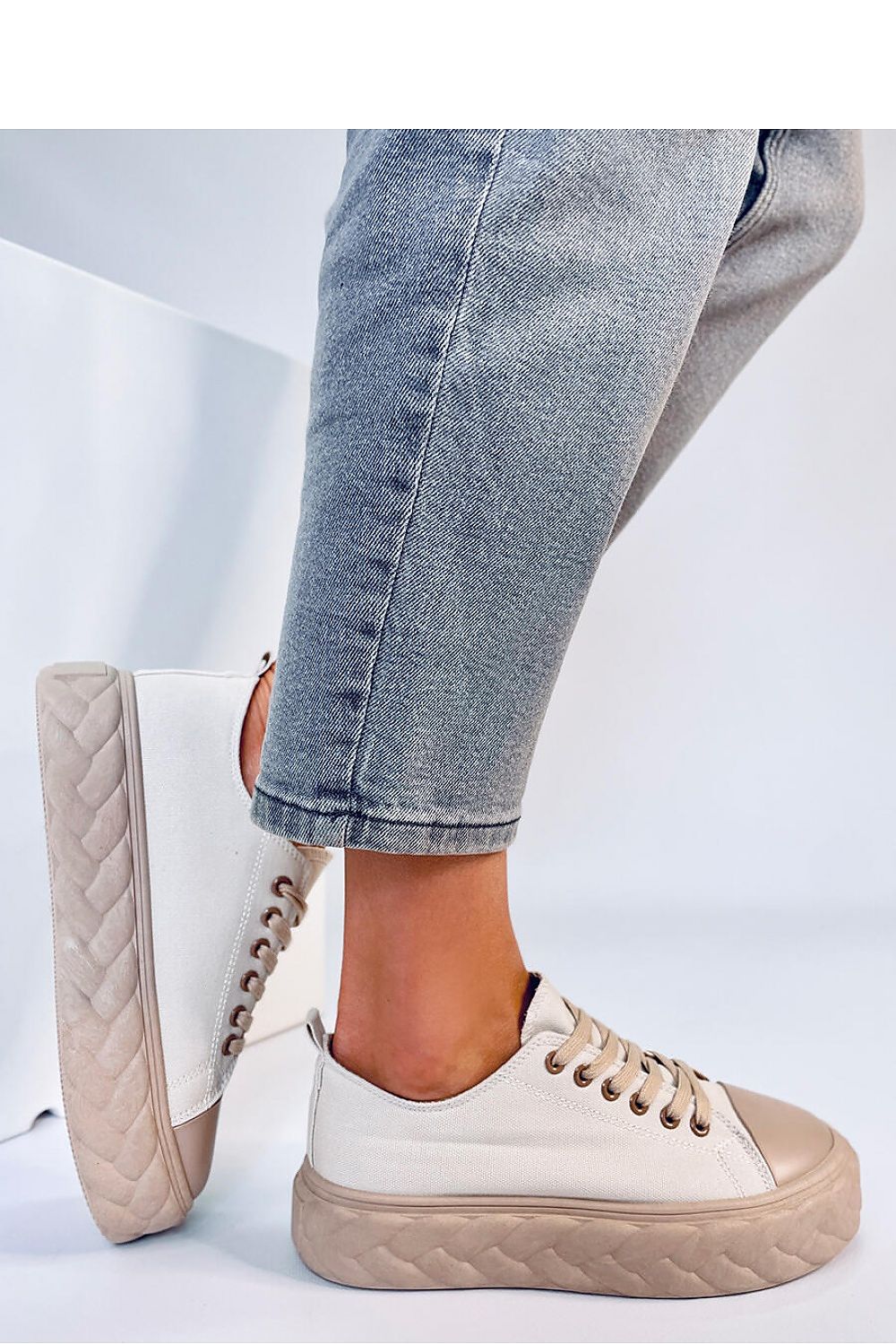 Sneakers Model 178787 Inello