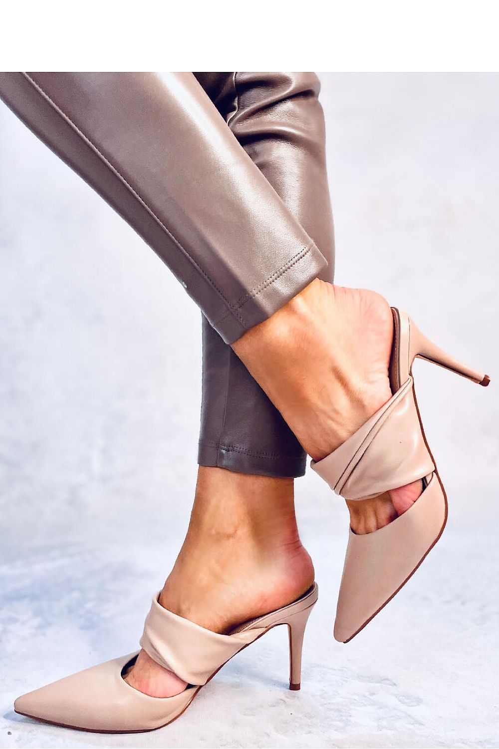 Stöckelschuhe Model 179289 Inello