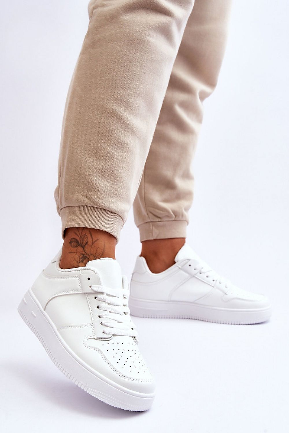 Sportschuhe Model 182332 Step in style