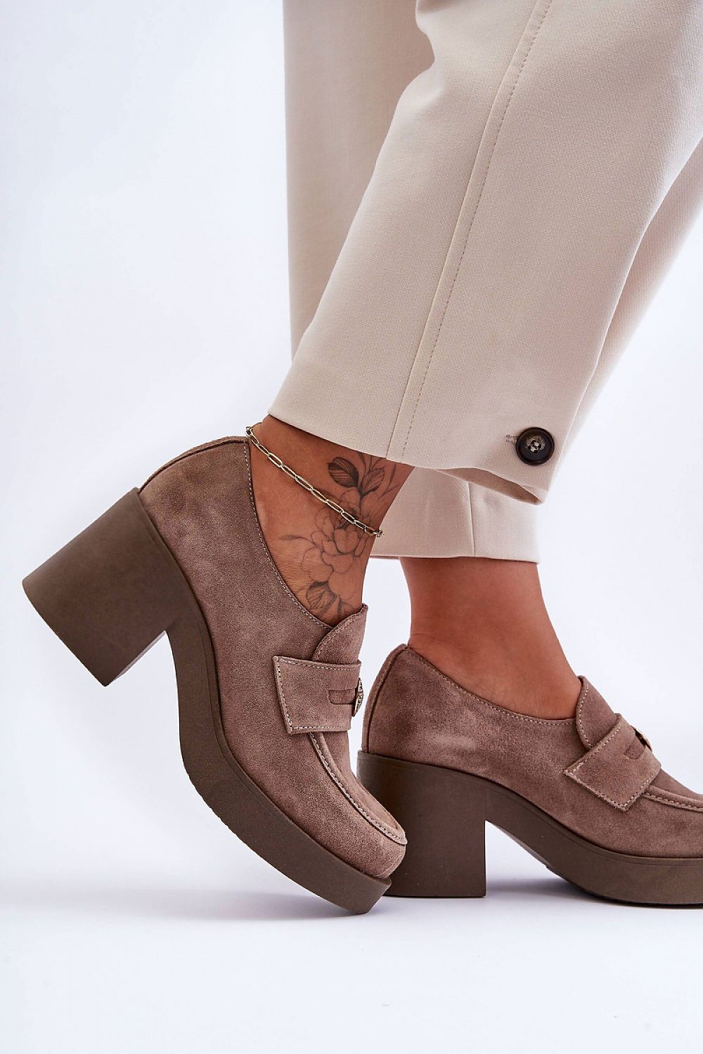 Schuhe mit Absatz Model 183948 Step in style