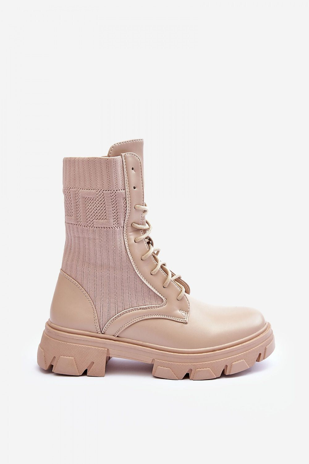 Boot Model 184001 Step in style