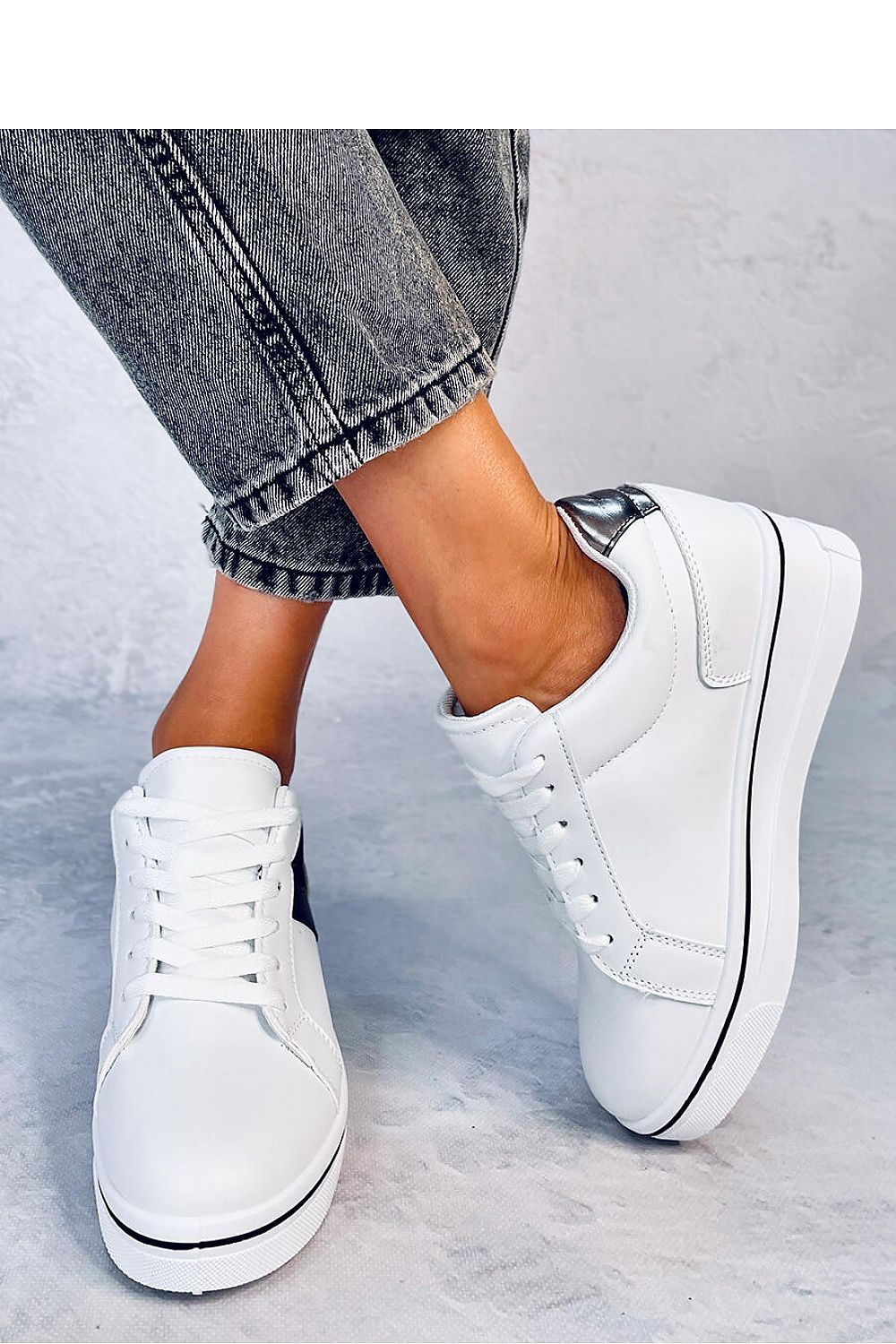 Sportschuhe Model 184252 Inello