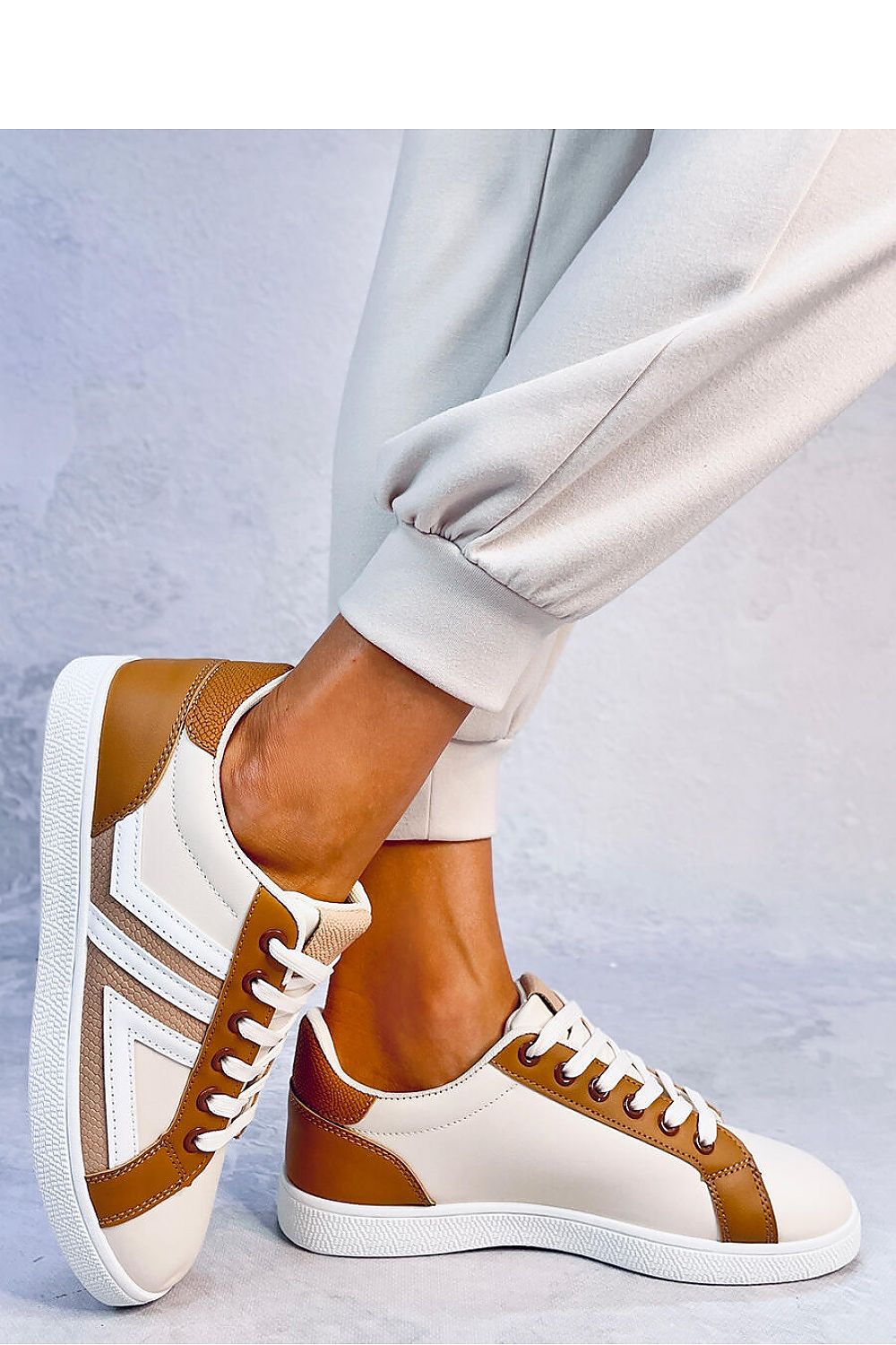 Sneakers Model 184269 Inello