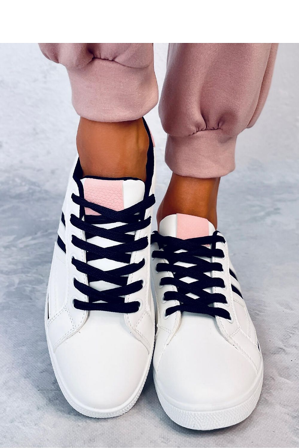 Sneakers Model 184271 Inello